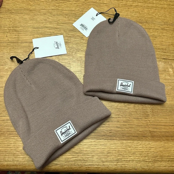 Herschel Supply Co NWT Ash rose knit Elmer Beanie $25 MSRP - Picture 7 of 8